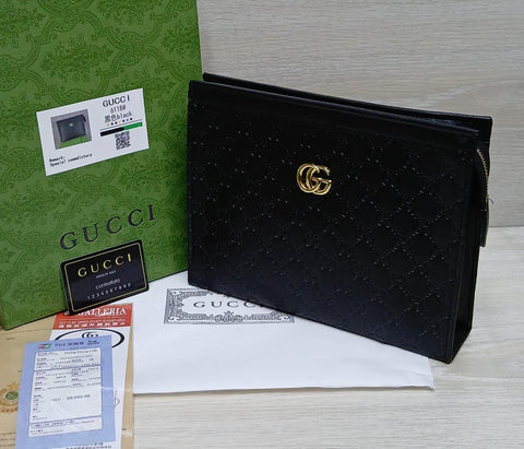 Gucci GG Supreme Pouch